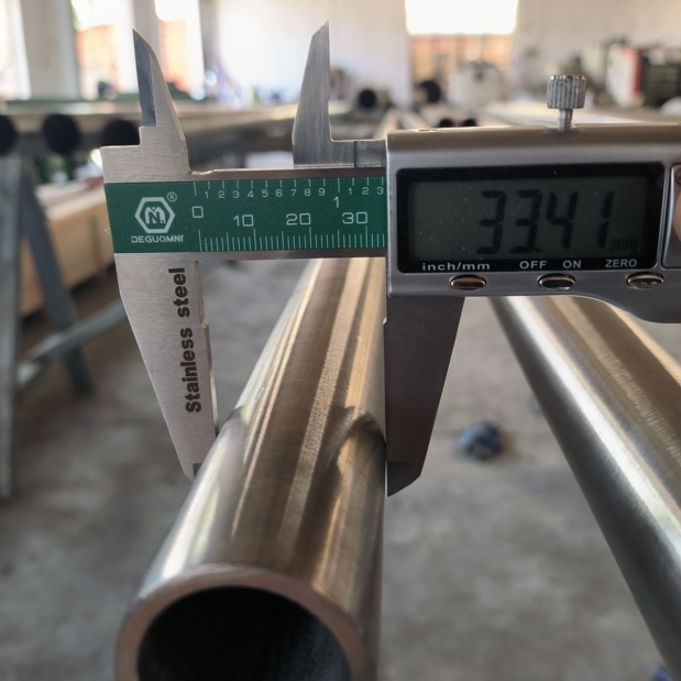Pure Nickel Tube N6/Ni200 - 99.6% Pure, Durable for Fuel Cells and Chemical Processing Equipment
