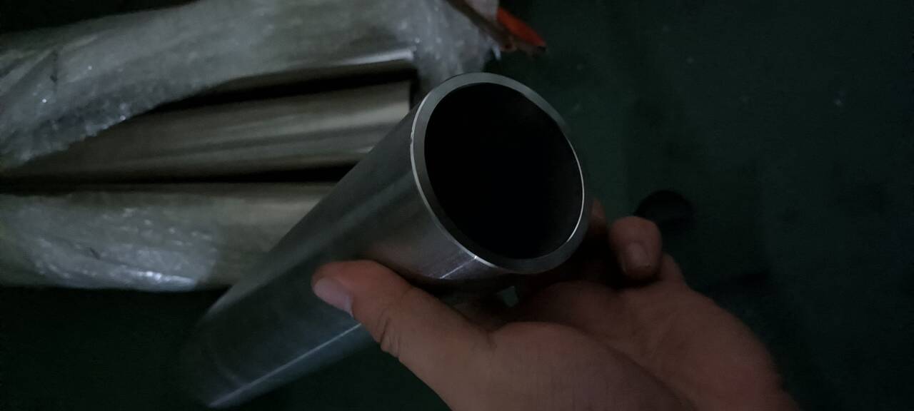 High-Performance Ti-6Al-4V Alloy Tube for Automotive Exhaust Systems2